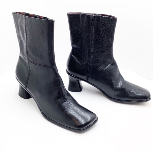 🆕{Moda Spana} Leather Boots - Picture 1 of 8